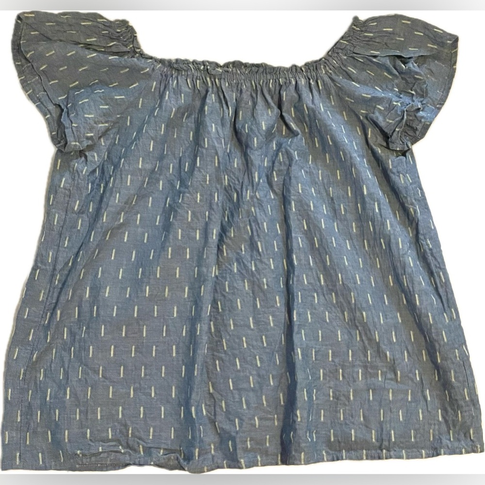 C’est La Vie Chambray Blouse Tulip Sleeve off Shoulder Elastic Neckline Medium